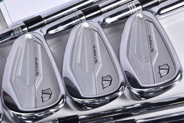 Wilson Staff Model 2024 CB Irons / 4-PW+GW / Regular Flex KBS Tour Lite Steel Shafts