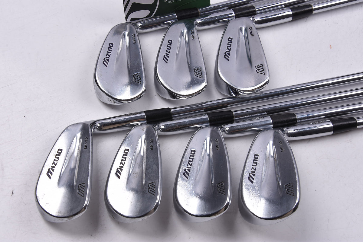 Mizuno MP-32 Irons / 4-PW / Regular Flex Dynamic Gold Lite R300 Shafts