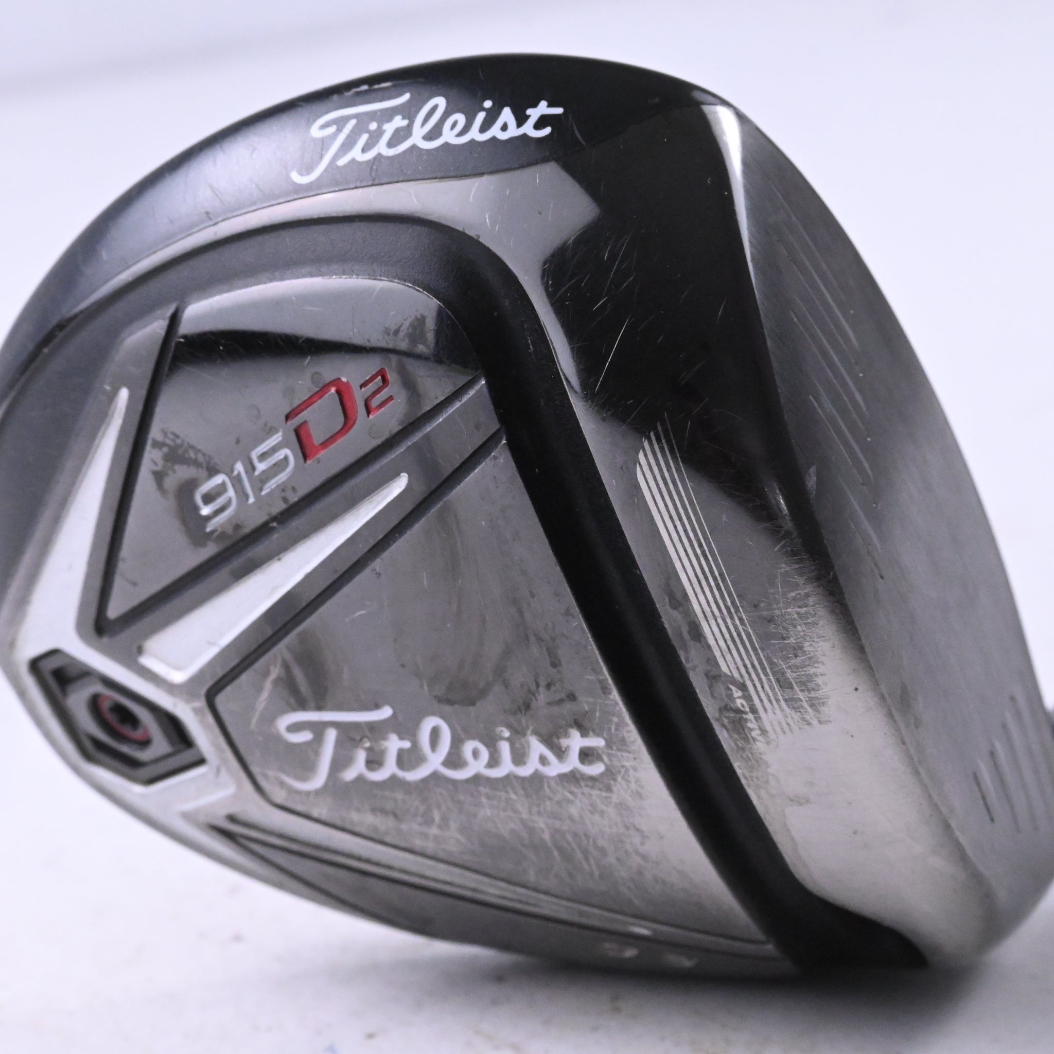 Titleist 915 D2 Driver / 9.5 Degree / X-Flex Diamana D+ White 70 Shaft