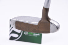 Load image into Gallery viewer, Acushnet Bulls Eye Putter / 34 Inch - 3
